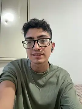 TylerWhite  online show from 04-29-26, 06:03