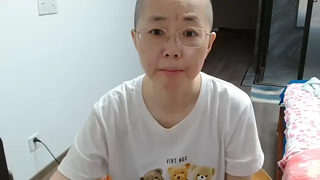 Snapshot of sonyx chatting on 06-15-26, 03:14 sonyx online show from 06-15-26, 03:14