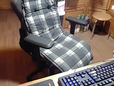 pinnklinkk online show from 11-17-25, 11:54