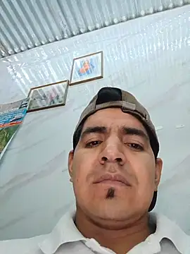 latino17 online show from 11-28-25, 06:27