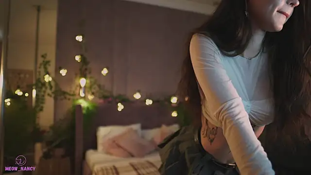 Meow Nancy online show from 12-13-24, 11:45