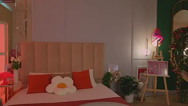 Meow Nancy online show from 04-29-26, 05:11