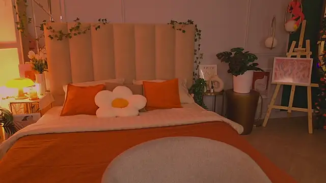 Meow Nancy online show from 05-04-26, 05:14