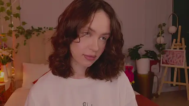 Snapshot of Meow_Nancy chatting on 06-27-26, 05:12 Meow Nancy online show from 06-27-26, 05:12