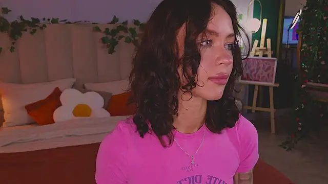 Snapshot of Meow_Nancy chatting on 07-19-26, 05:11 Meow Nancy online show from 07-19-26, 05:11
