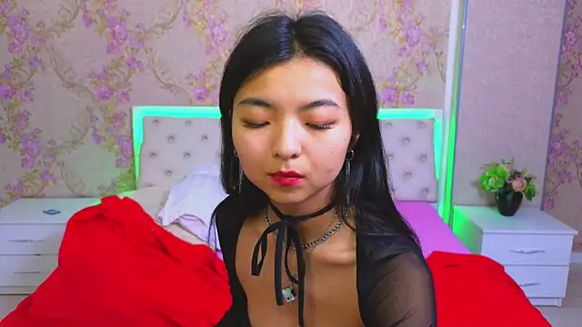 Shy Kira online show from 01-29-25, 03:58