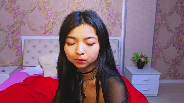 Shy Kira online show from 01-30-25, 06:43