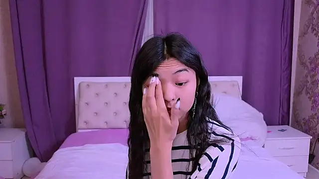 Shy Kira online show from 02-19-25, 12:22