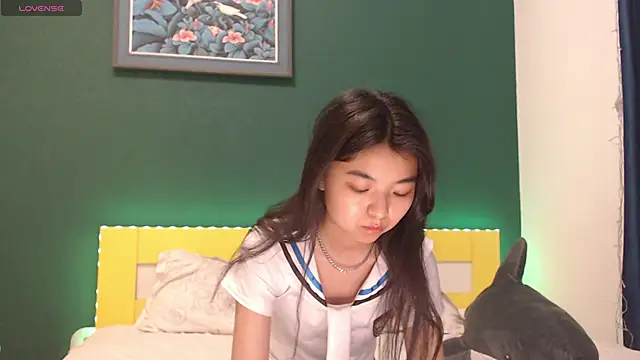 Shy Kira online show from 03-10-26, 11:48