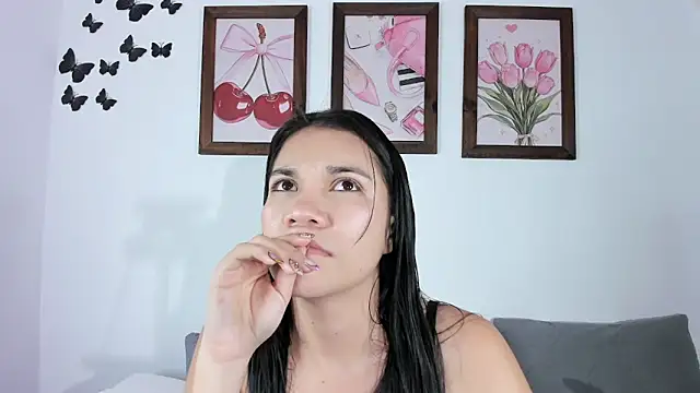 Emiily Parkerr online show from 03-12-26, 11:00