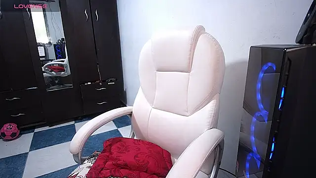 grace molly14 online show from 03-12-25, 06:44