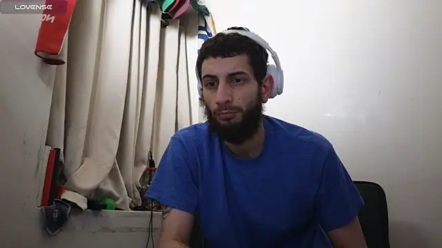 Snapshot of pantslesstraveler_plt chatting on 12-30-24, 11:49 pantslesstraveler plt online show from 12-30-24, 11:49