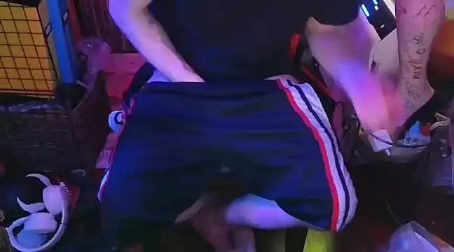 Snapshot of pantslesstraveler_plt chatting on 01-30-25, 04:16 pantslesstraveler plt online show from 01-30-25, 04:16