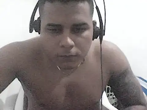 SaucyAffair0 online show from 01-03-25, 02:43