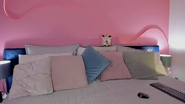 Alaia Manson online show from 02-22-25, 11:57