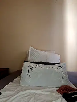 YourSubDesire online show from 02-08-26, 01:47