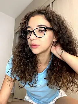 uniquerossie online show from 01-17-26, 08:08