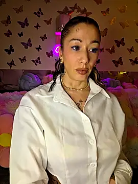 Chachou000 online show from 03-24-26, 08:03