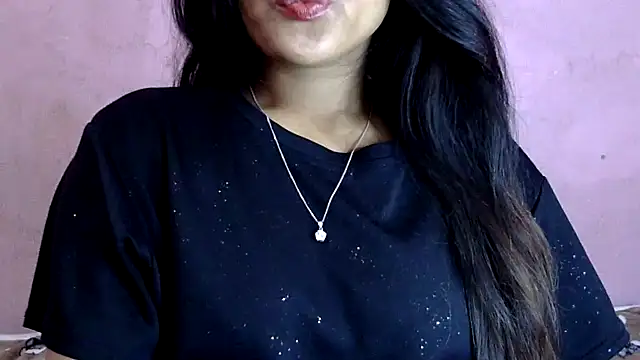 Snapshot of charming_karishma chatting on 12-14-24, 08:56 charming karishma online show from 12-14-24, 08:56