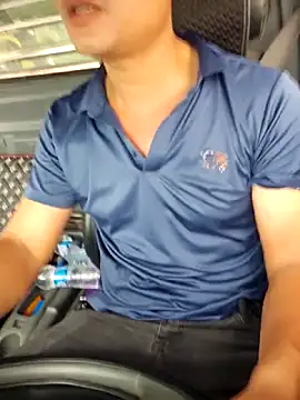 Vanilahirl online show from 10-15-25, 06:35