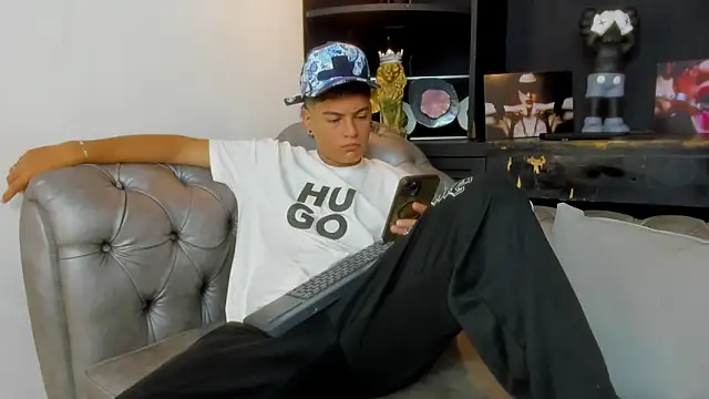 Levy Steve online show from 02-23-25, 03:13