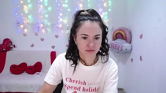 KaraCriegs online show from 10-09-25, 06:17