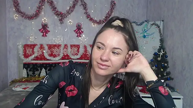 KaraCriegs online show from 12-13-25, 07:53