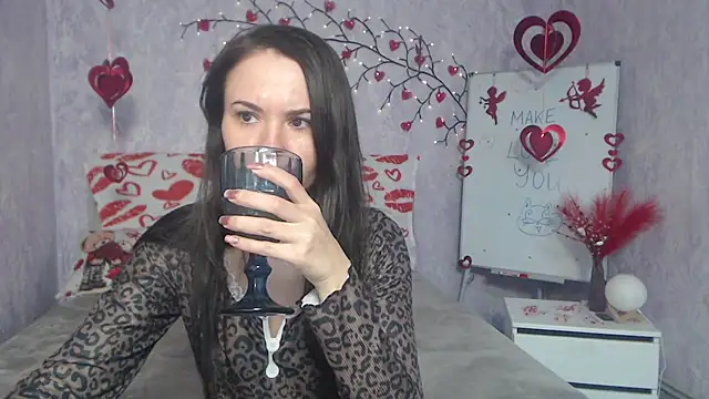 KaraCriegs online show from 02-09-26, 06:45