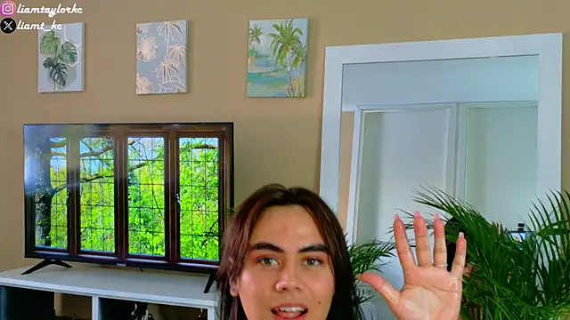 Liam Taylor online show from 12-17-25, 09:21