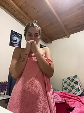 Iris love18 online show from 05-20-26, 10:54
