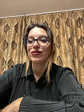 NadiraNoor online show from 11-05-25, 05:57