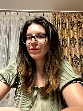 Snapshot of NadiraNoor chatting on 04-19-26, 10:01 NadiraNoor online show from 04-19-26, 10:01