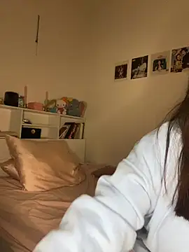 milkyhonybaby online show from 02-20-26, 06:52