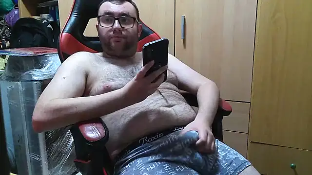 Javier bear online show from 04-16-26, 08:20