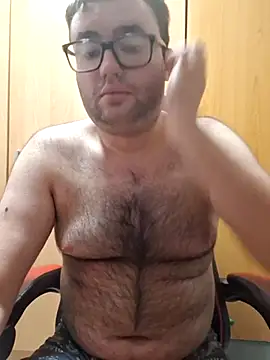 Snapshot of Javier_bear chatting on 06-21-26, 12:19 Javier bear online show from 06-21-26, 12:19