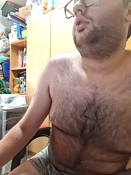 Snapshot of Javier_bear chatting on 06-27-26, 09:58 Javier bear online show from 06-27-26, 09:58