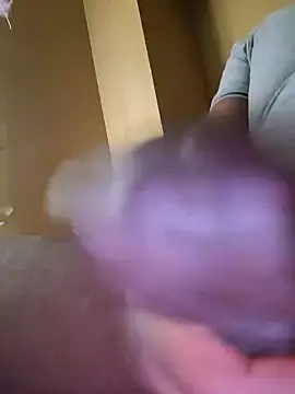 Snapshot of Kingkongding47 chatting on 11-22-25, 07:24 Kingkongding47 online show from 11-22-25, 07:24