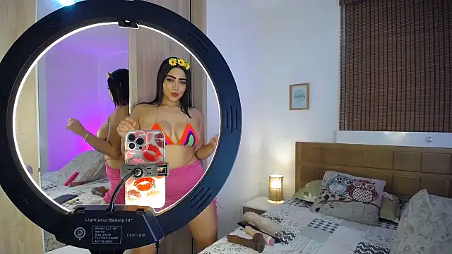 ShanonLe online show from 01-06-25, 07:56