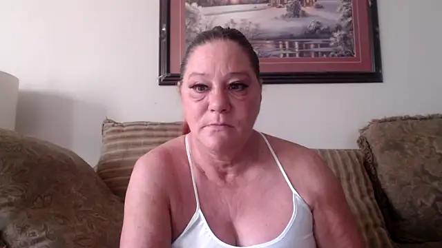 Snapshot of LexxiLeeds chatting on 05-18-26, 11:05 LexxiLeeds online show from 05-18-26, 11:05