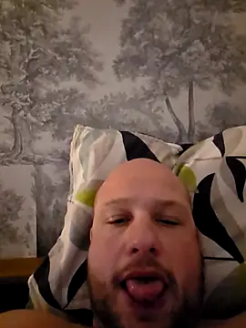 Snapshot of destructeur6 chatting on 04-25-26, 07:55 destructeur6 online show from 04-25-26, 07:55