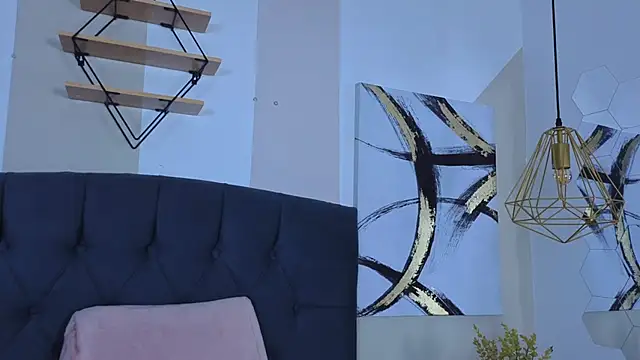 Snapshot of mailin18 chatting on 09-12-25, 10:32 mailin18 online show from 09-12-25, 10:32