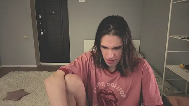 mollymila online show from 04-18-26, 02:43