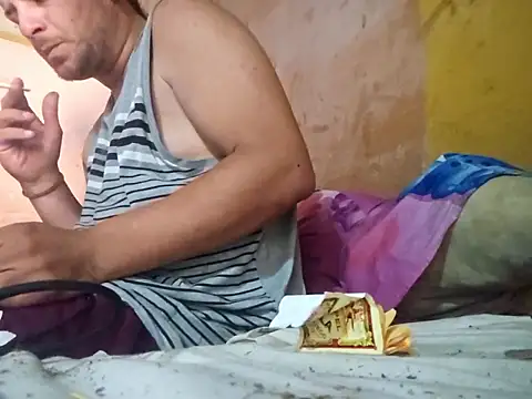 TusOjitosClaros69 online show from 09-29-25, 05:18