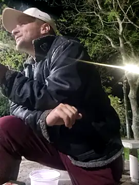 TusOjitosClaros69 online show from 09-30-25, 06:29