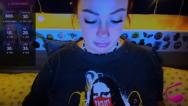 EllieOz online show from 02-28-25, 03:59