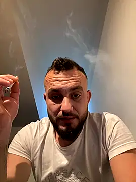 cosmin9000 online show from 11-09-25, 08:45