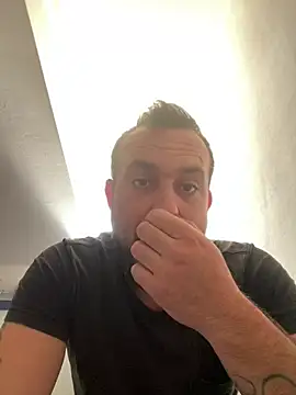 cosmin9000 online show from 06-14-26, 07:43
