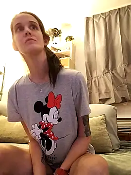 LauraBaby online show from 11-29-25, 07:06