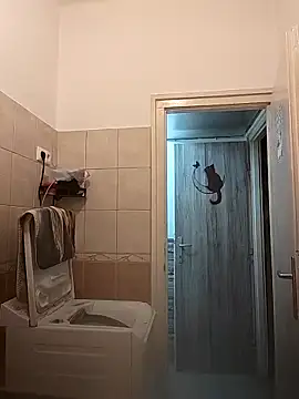 LauraBaby online show from 02-25-26, 04:49