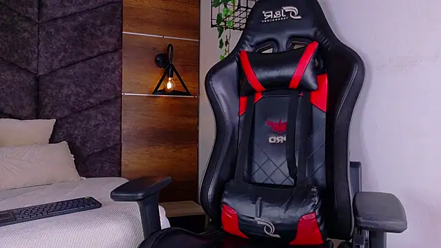 nahomi campbell online show from 01-17-26, 08:12